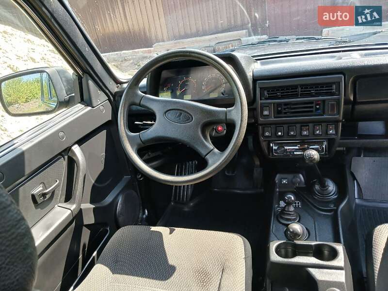 Внедорожник / Кроссовер ВАЗ / Lada 21214 / 4x4 2018 в Барвенкове
