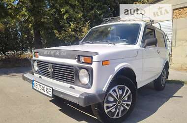 Позашляховик / Кросовер ВАЗ / Lada 21214 / 4x4 2008 в Бару