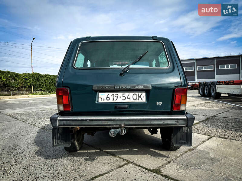 Внедорожник / Кроссовер ВАЗ / Lada 21214 / 4x4 2005 в Усатово