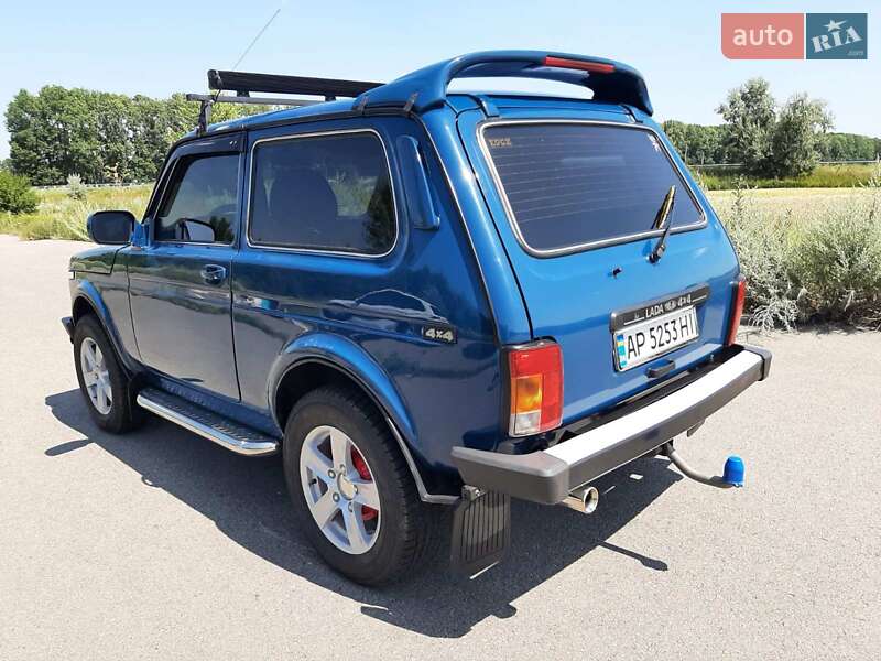 Внедорожник / Кроссовер ВАЗ / Lada 21214 / 4x4 2011 в Киеве