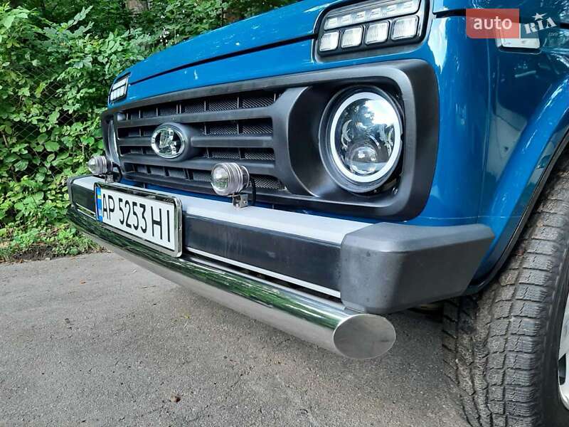 Внедорожник / Кроссовер ВАЗ / Lada 21214 / 4x4 2011 в Киеве