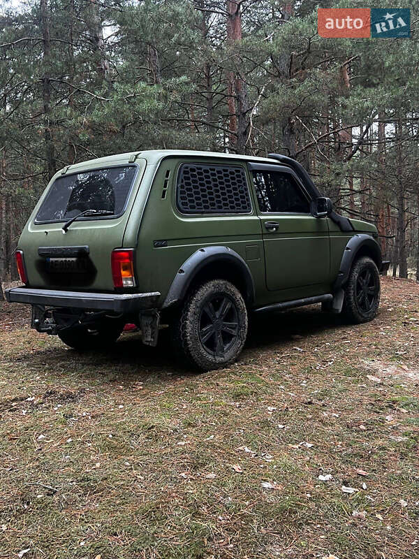 Позашляховик / Кросовер ВАЗ / Lada 21214 / 4x4 2010 в Дніпрі