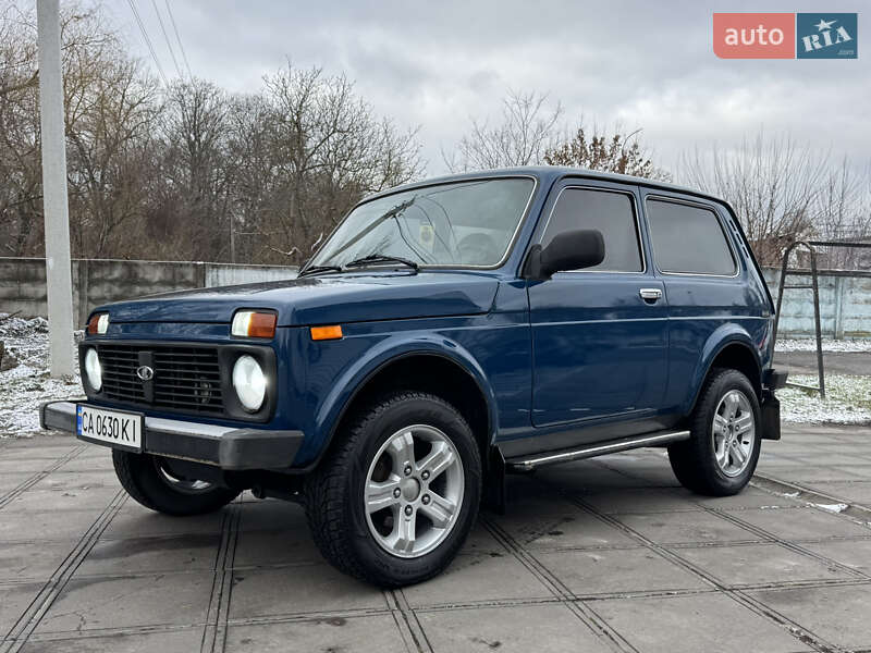 Позашляховик / Кросовер ВАЗ / Lada 21214 / 4x4 2010 в Смілі