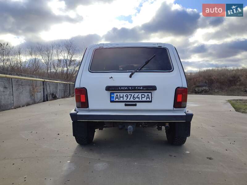 Внедорожник / Кроссовер ВАЗ / Lada 21214 / 4x4 2011 в Барвенкове