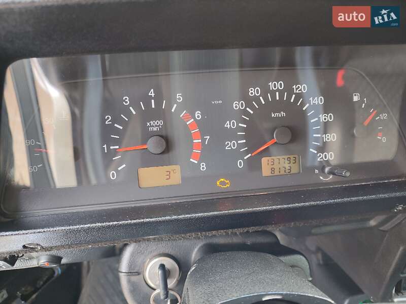 Внедорожник / Кроссовер ВАЗ / Lada 21214 / 4x4 2011 в Барвенкове