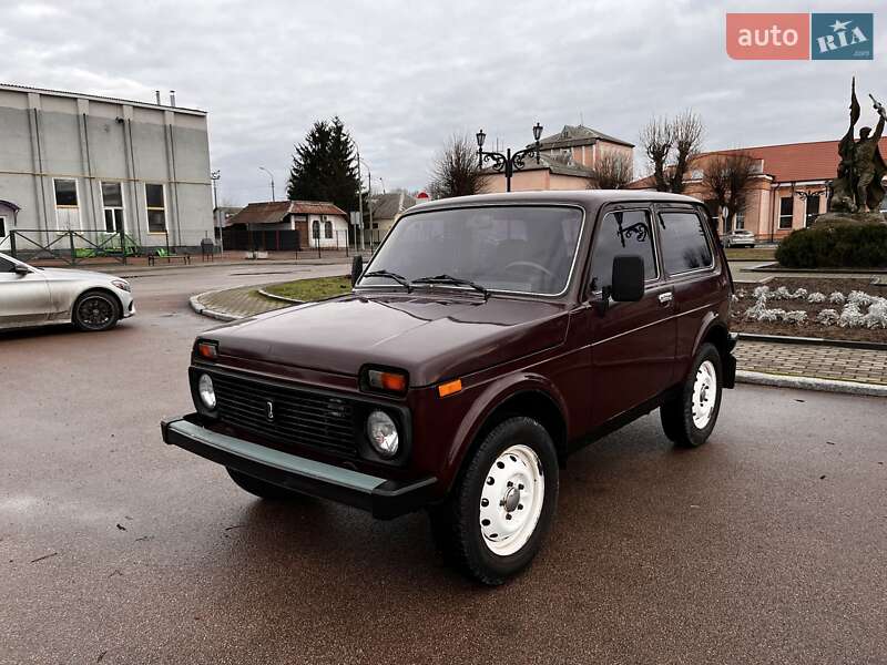 Внедорожник / Кроссовер ВАЗ 21214 / 4x4 2007 в 