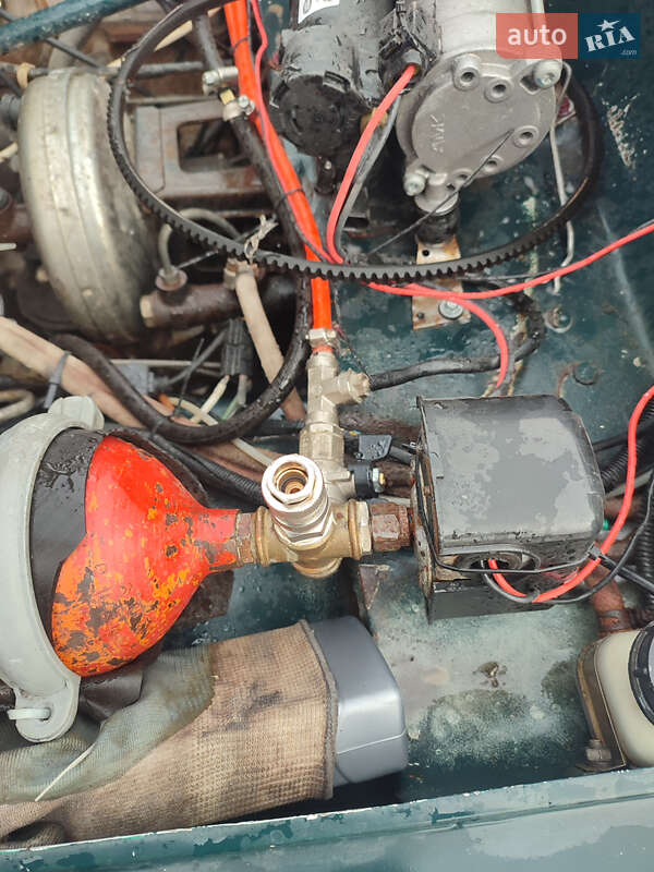 Внедорожник / Кроссовер ВАЗ / Lada 21214 / 4x4 2008 в Полонном