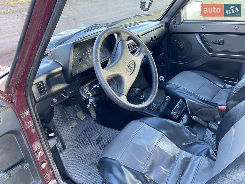 Внедорожник / Кроссовер ВАЗ / Lada 21214 / 4x4 2013 в Малой Виске фото 27 Внедорожник / Кроссовер ВАЗ / Lada 21214 / 4x4 2013 в Малой Виске