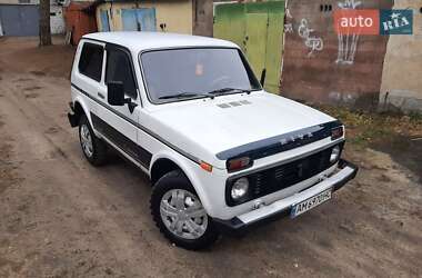 Внедорожник / Кроссовер ВАЗ / Lada 21214 / 4x4 2008 в Житомире