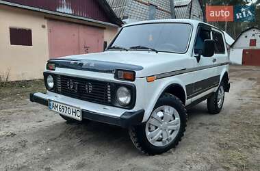 Внедорожник / Кроссовер ВАЗ / Lada 21214 / 4x4 2008 в Житомире