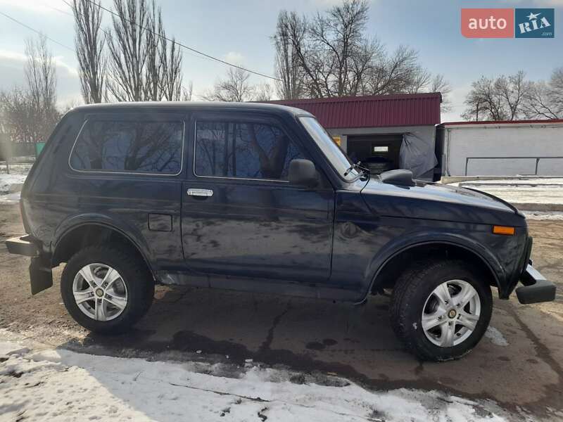 Внедорожник / Кроссовер ВАЗ 21214 / 4x4 2012 в 