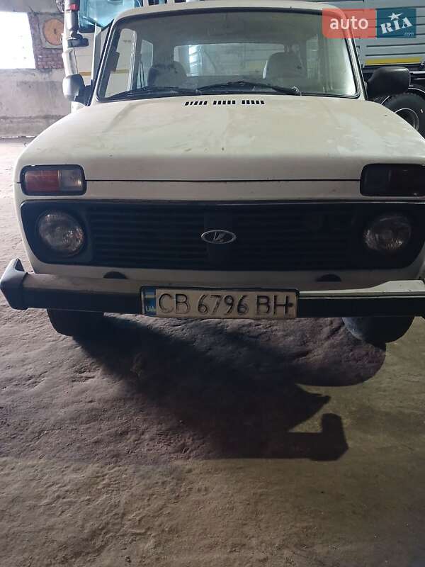 Позашляховик / Кросовер ВАЗ 21214 / 4x4 2015 в 