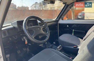 Внедорожник / Кроссовер ВАЗ / Lada 21214 / 4x4 2006 в 