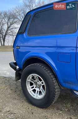 Внедорожник / Кроссовер ВАЗ 21214 / 4x4 2007 в 