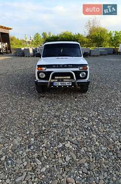 Внедорожник / Кроссовер ВАЗ 21214 / 4x4 2012 в 