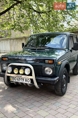 Позашляховик / Кросовер ВАЗ 21214 / 4x4 2009 в 