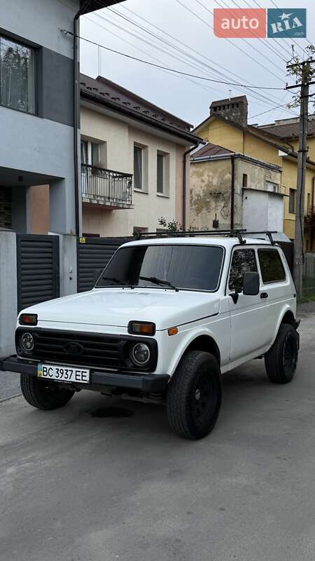 Позашляховик / Кросовер ВАЗ / Lada 21214 / 4x4 2008 в 