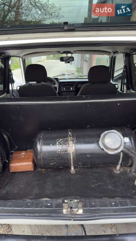 Позашляховик / Кросовер ВАЗ / Lada 21214 / 4x4 2008 в Львові