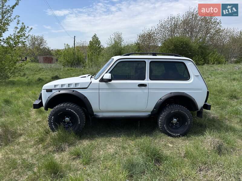 Позашляховик / Кросовер ВАЗ / Lada 21214 / 4x4 2008 в Умані