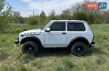 Позашляховик / Кросовер ВАЗ 21214 / 4x4 2008 в 