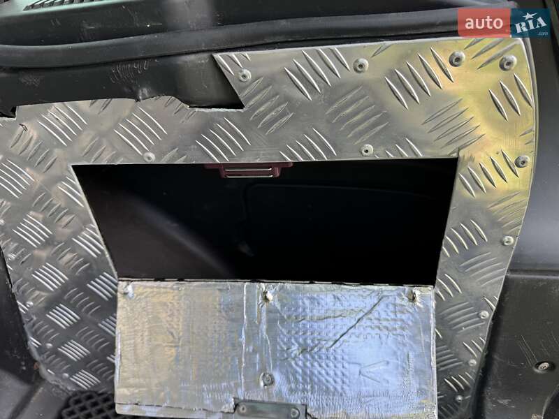 Позашляховик / Кросовер ВАЗ / Lada 21214 / 4x4 2008 в Умані