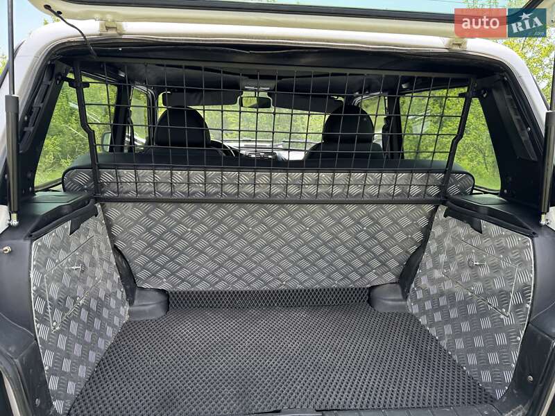 Позашляховик / Кросовер ВАЗ / Lada 21214 / 4x4 2008 в Умані