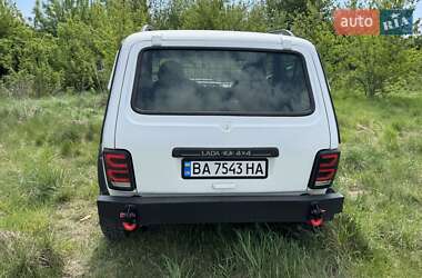 Позашляховик / Кросовер ВАЗ 21214 / 4x4 2008 в 
