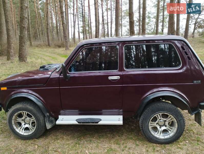 Внедорожник / Кроссовер ВАЗ / Lada 21214 / 4x4 2007 в Изяславе