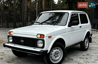 Внедорожник / Кроссовер ВАЗ 21214 / 4x4 2014 в 