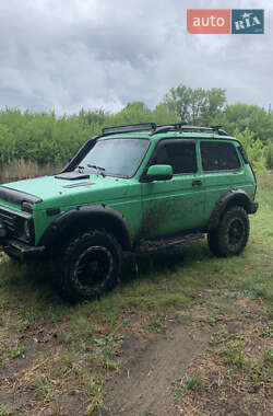 Позашляховик / Кросовер ВАЗ 21214 / 4x4 2012 в 