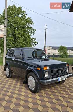 Внедорожник / Кроссовер ВАЗ 21214 / 4x4 2011 в Бедевле