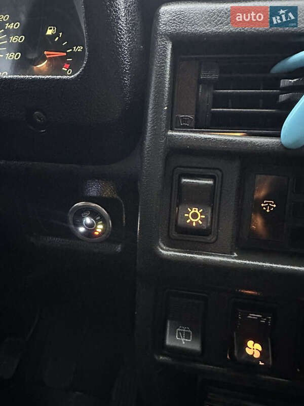 Внедорожник / Кроссовер ВАЗ / Lada 21214 / 4x4 2012 в Золочеве