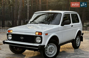 Внедорожник / Кроссовер ВАЗ 21214 / 4x4 2014 в 