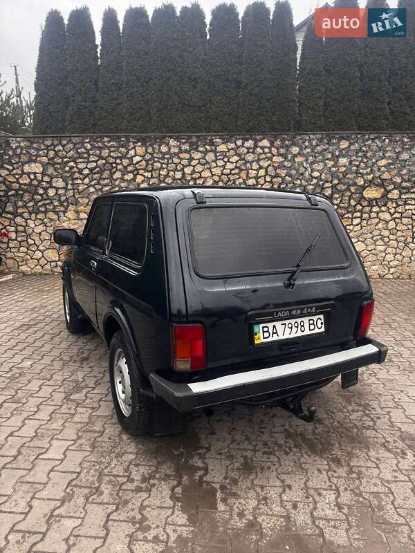 Внедорожник / Кроссовер ВАЗ / Lada 21214 / 4x4 2013 в Подволочиске