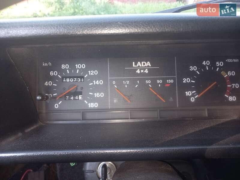 Позашляховик / Кросовер ВАЗ / Lada 21214 / 4x4 2009 в Золотоноші