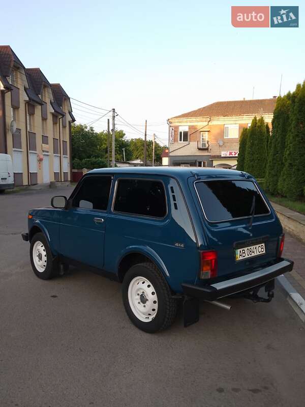 Внедорожник / Кроссовер ВАЗ / Lada 21214 / 4x4 2011 в Тростянце