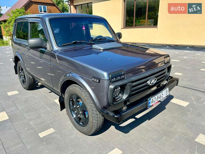 Внедорожник / Кроссовер ВАЗ 21214 / 4x4 2018 в 