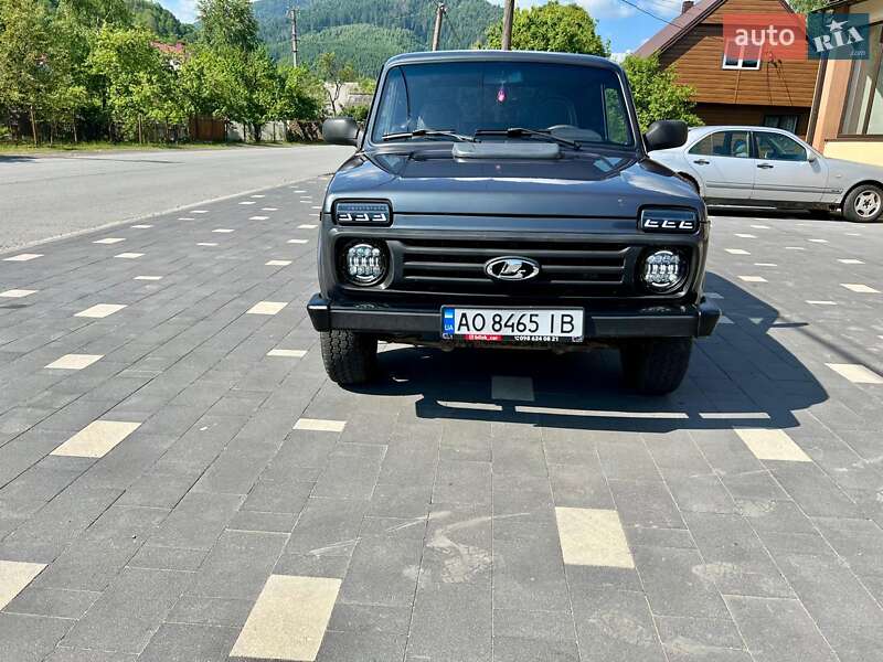 Внедорожник / Кроссовер ВАЗ / Lada 21214 / 4x4 2018 в Хусте