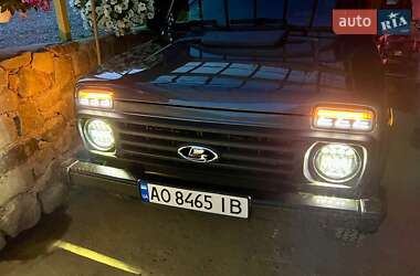 Внедорожник / Кроссовер ВАЗ 21214 / 4x4 2018 в 