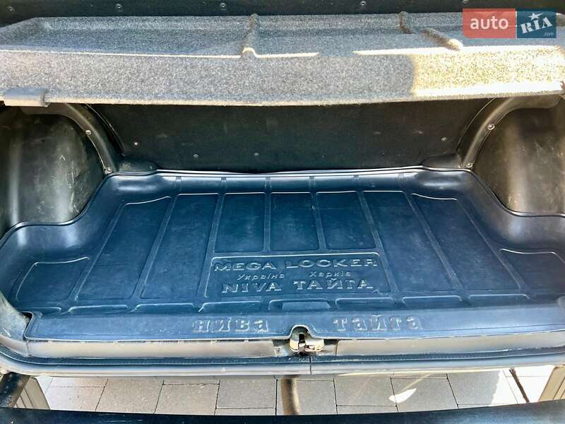 Внедорожник / Кроссовер ВАЗ / Lada 21214 / 4x4 2018 в Хусте