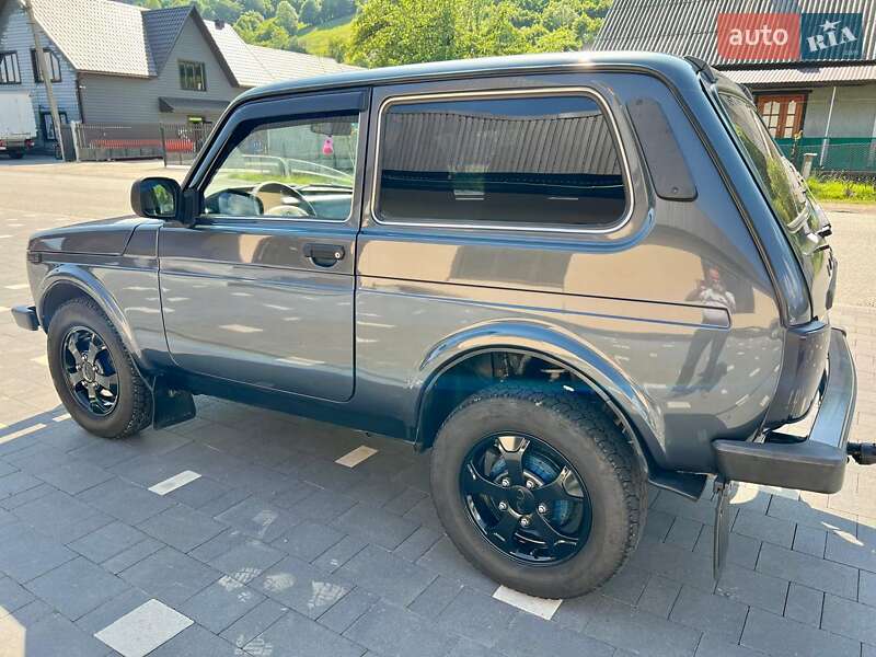 Внедорожник / Кроссовер ВАЗ / Lada 21214 / 4x4 2018 в Хусте