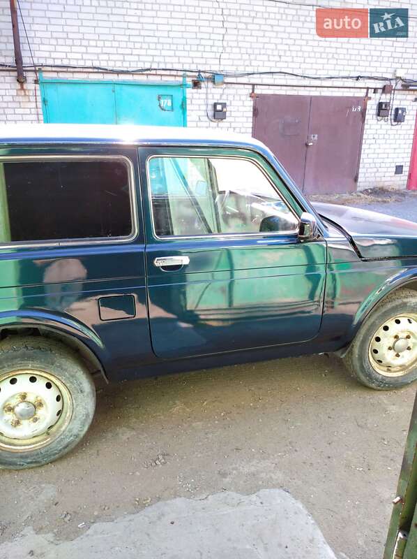 Внедорожник / Кроссовер ВАЗ / Lada 21214 / 4x4 2005 в Днепре