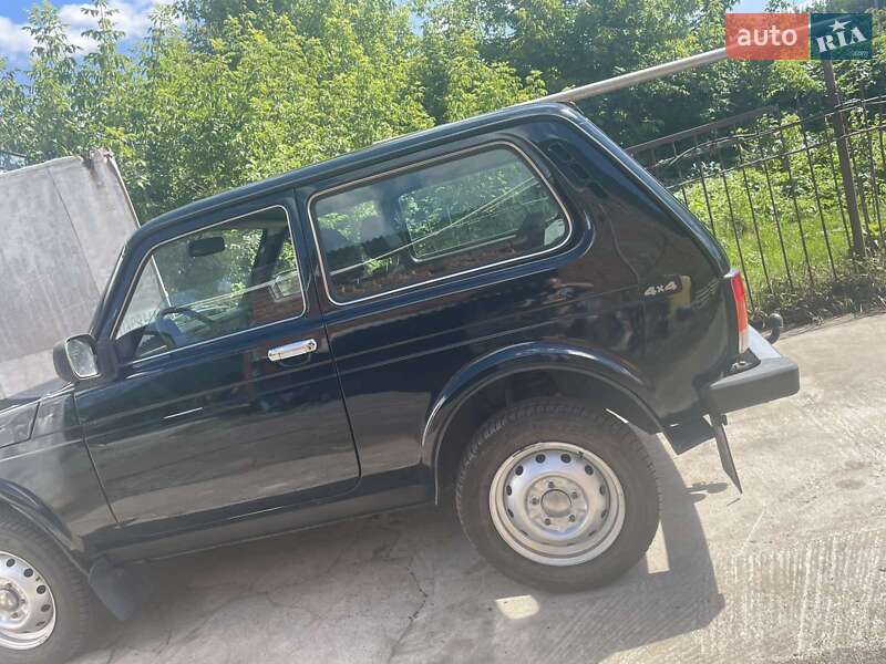 Внедорожник / Кроссовер ВАЗ / Lada 21214 / 4x4 2012 в Кропивницком