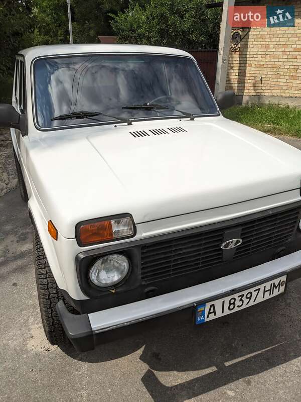 Позашляховик / Кросовер ВАЗ / Lada 21214 / 4x4 2011 в Києві