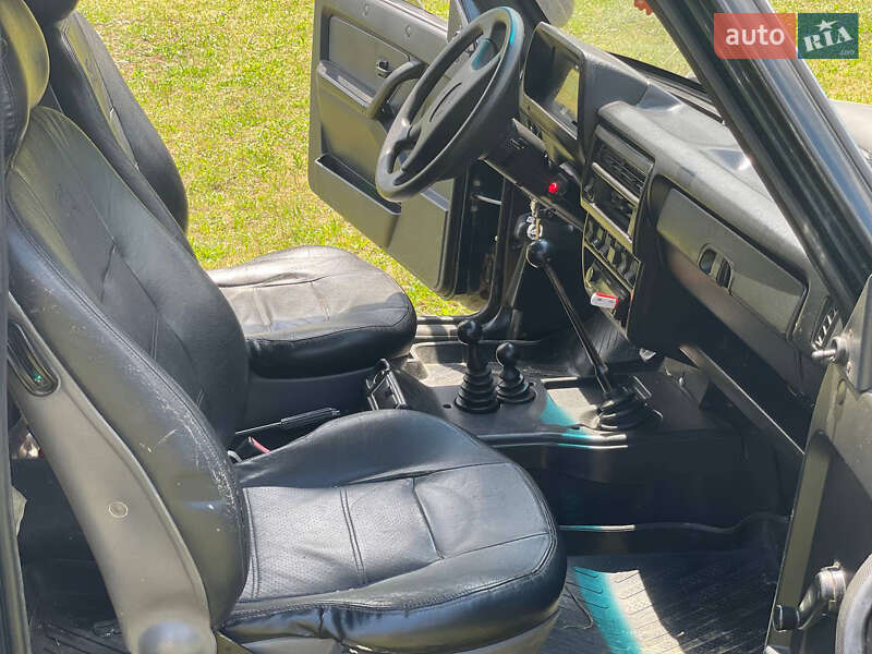 Внедорожник / Кроссовер ВАЗ / Lada 21214 / 4x4 2011 в Ивано-Франковске фото 4 Внедорожник / Кроссовер ВАЗ / Lada 21214 / 4x4 2011 в Ивано-Франковске