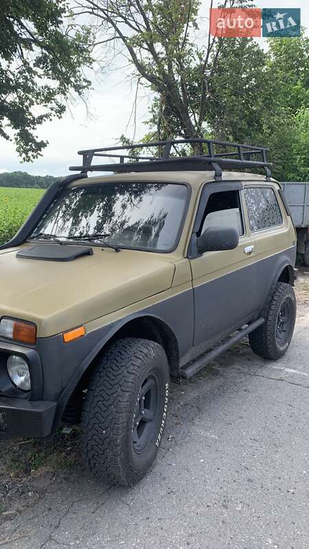 Внедорожник / Кроссовер ВАЗ / Lada 21214 / 4x4 2012 в Пирятине
