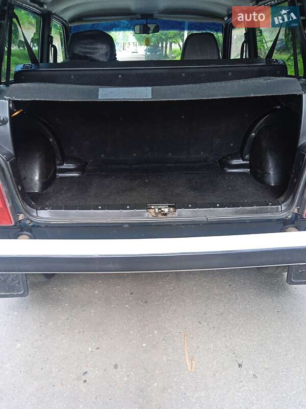Внедорожник / Кроссовер ВАЗ / Lada 21214 / 4x4 2016 в Ямполе фото 7 Внедорожник / Кроссовер ВАЗ / Lada 21214 / 4x4 2016 в Ямполе