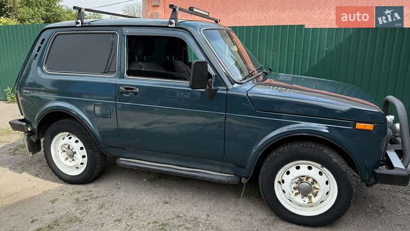 Внедорожник / Кроссовер ВАЗ / Lada 21214 / 4x4 2005 в Жашкове