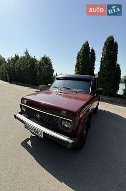 Внедорожник / Кроссовер ВАЗ 21214 / 4x4 2012 в 