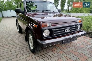 Позашляховик / Кросовер ВАЗ 21214 / 4x4 2012 в Хмільнику